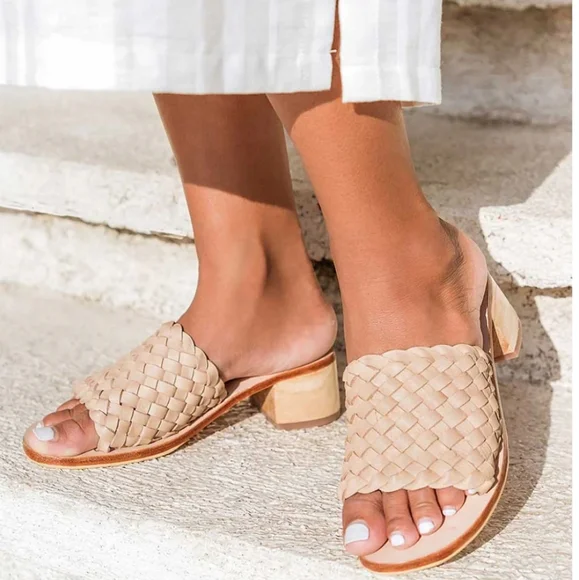 Liberté Santorini Woven Leather Slides Sandals EUC! - Picture 2 of 9